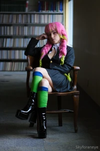 Mitsuri in the library pt 1 part 1