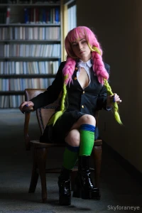 Mitsuri in the library pt 1 part 21