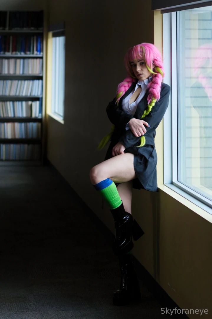 Mitsuri in the library pt 2 lewd where should i shoot her next part 1 