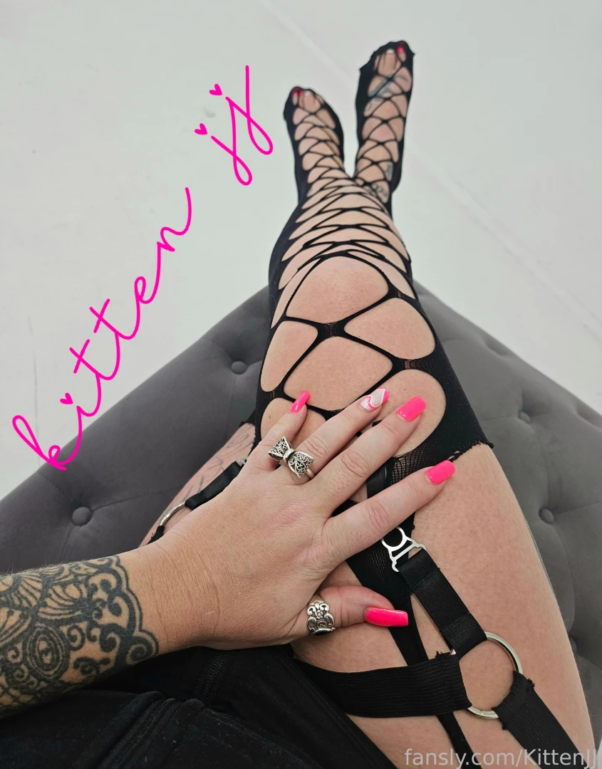 Im in fort lauderdale fl wanna meet me details on my website this will 