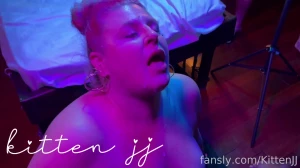 Happy freaky friday watch coalesing amp bustabignut cum all over my