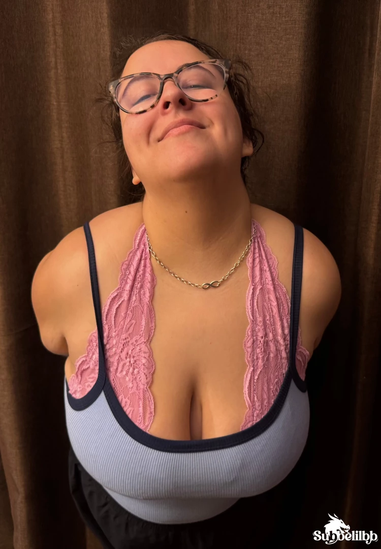 Apparently 40 pictures is the limit per post enjoy my big teasing pic part 4 