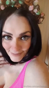 Quieres ver este culito rosa