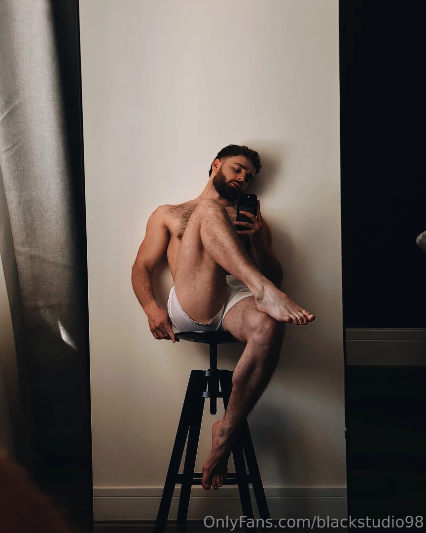 Blackstudio98 