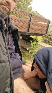 On cruising exchanging handjobs and delicious blowjobs part 3