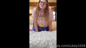 Showing you a little tease before having a natural masturbation