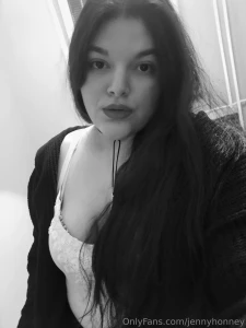 Prirodzen prsia iadna umelina