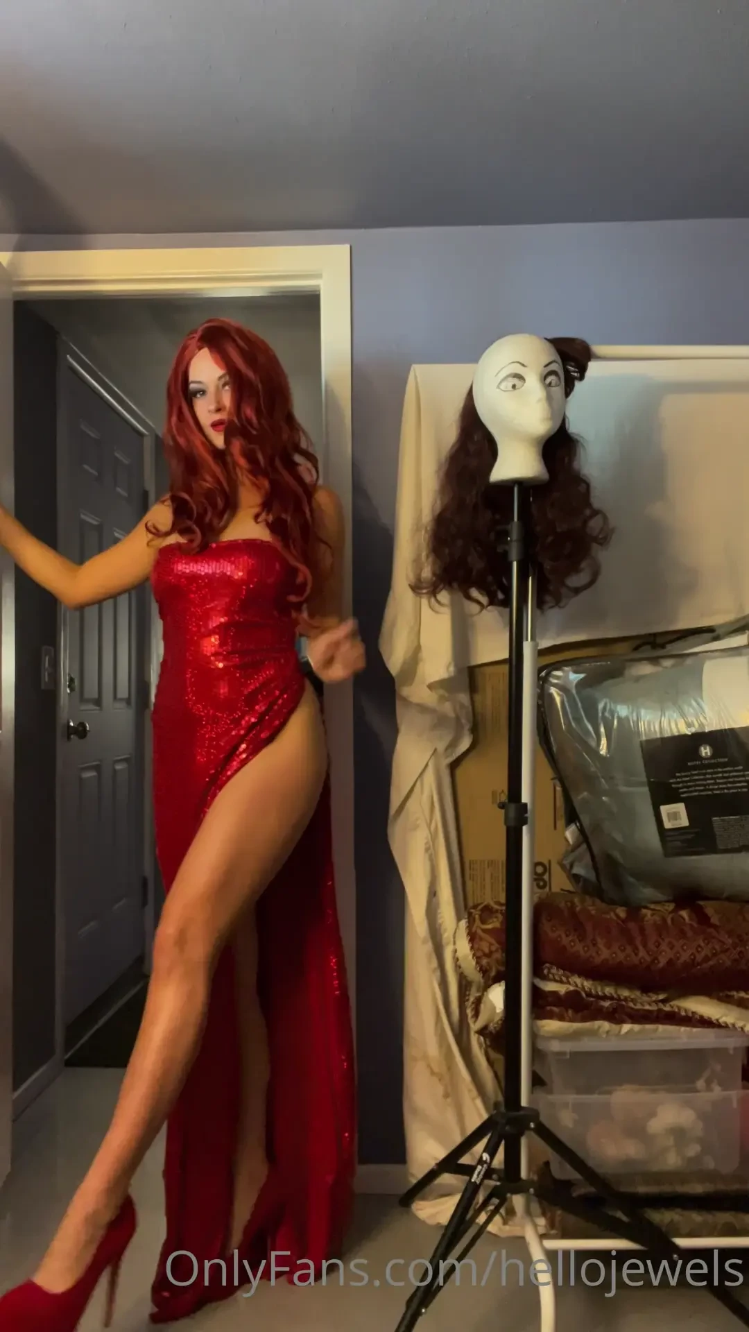 I had such a fun time getting dressed up as jessica rabbit for a shoot 