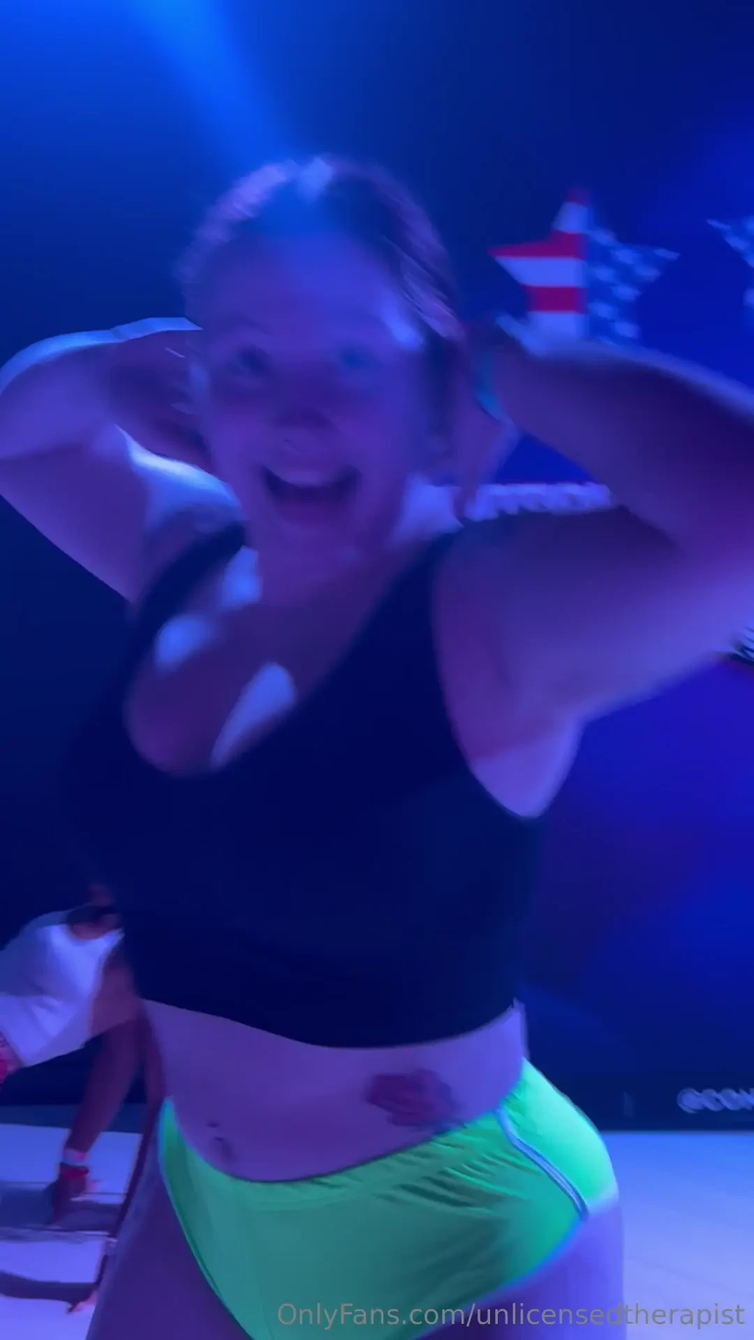 So happy to be back with my twerk girlies 