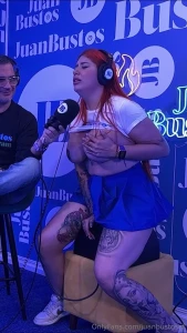 Andreapardo95 loves to see her boyfriend having sex with other girls