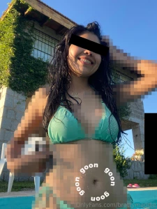 Goon for my belly button pervert