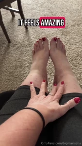 Your goddess deserves all the spoiling starting with my cute toes if