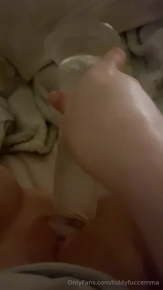 Who s dick is actually this thick and wants to try fuck me part 1 