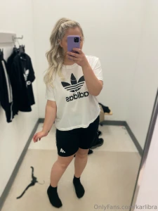 Hi sorry i didn t end up making any content over the weekend bc quite