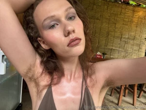 How do you like this makeup on me