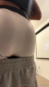 Man i been getting alot of request for my ass but my ass is mid mini