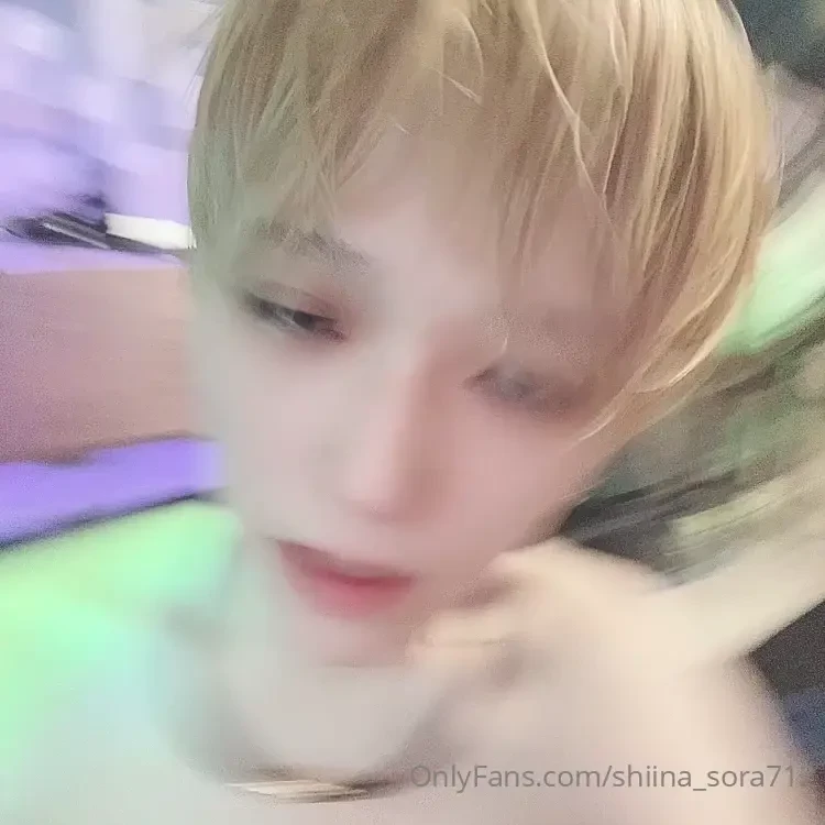 I always do it i mistook the video for the picture my voice is so loud 