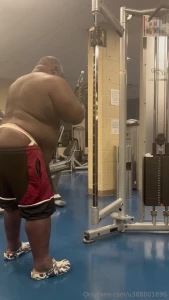 Semi nude gym sesh