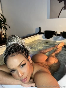 Good morning me acompa as