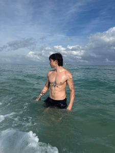 Take me back to the waves