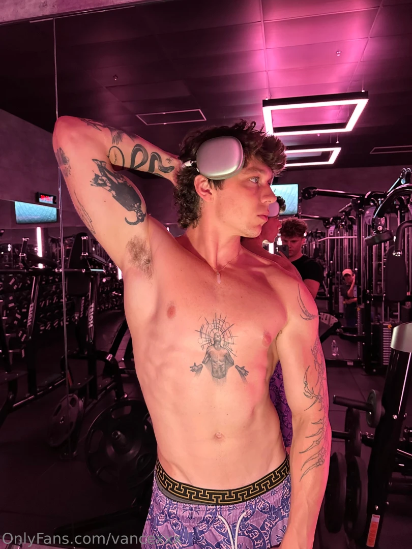 Am i the dream you ve been chasing part 2 