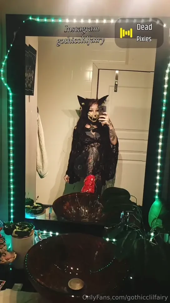 Gothicclilfairy part 4 