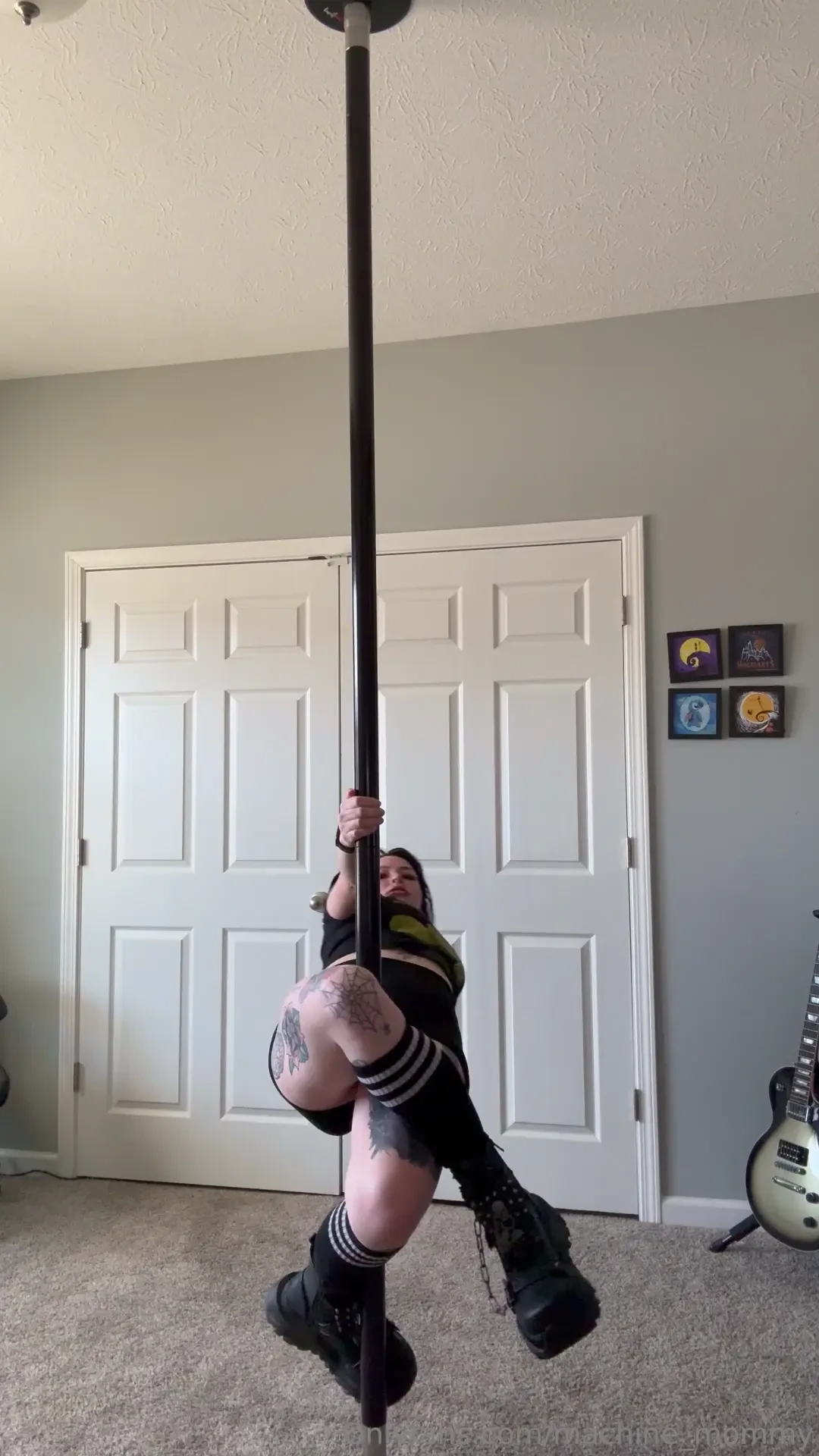 Trying something new my thighs are raw from attempting this lmao 