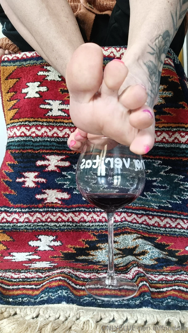 Vuoi bere dai miei piedini se mi mandi una mancia per te il video part 3 