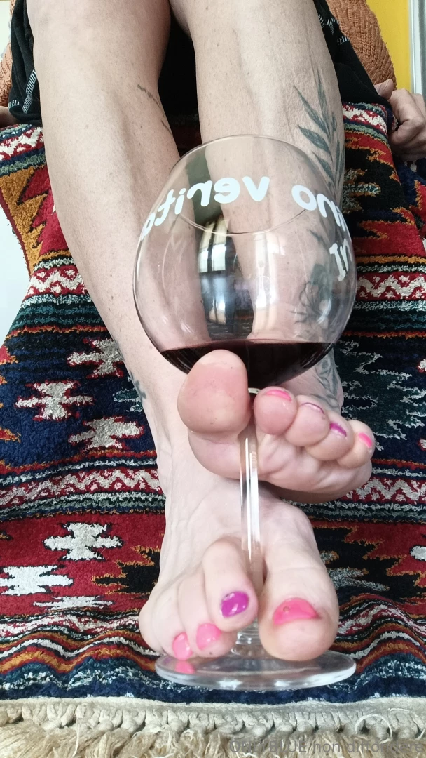 Vuoi bere dai miei piedini se mi mandi una mancia per te il video part 2 