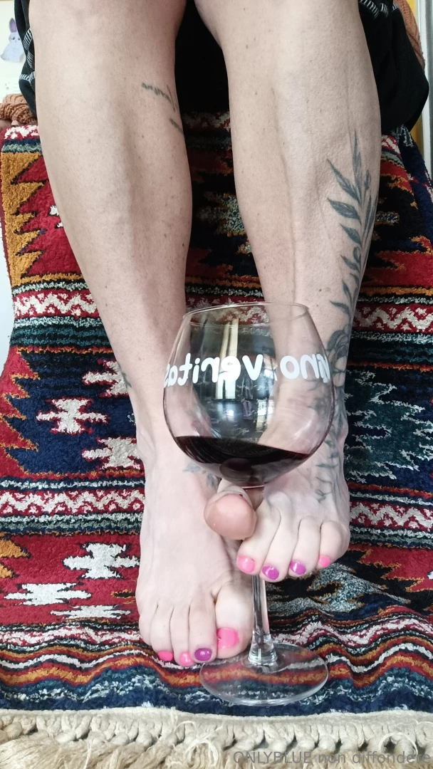 Vuoi bere dai miei piedini se mi mandi una mancia per te il video part 1 