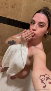 Kinda feeling myself today bet you wish you were feeling me too