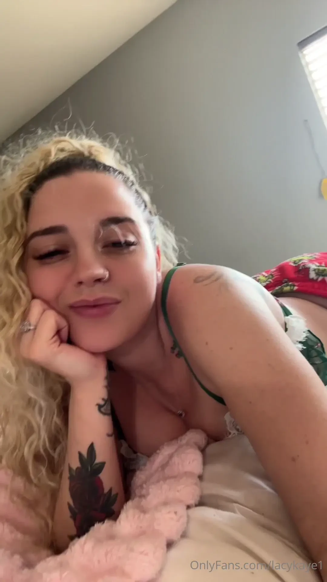 Booty twerks only for you 