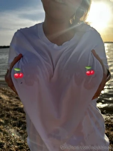 Think i ll win a wet t shirt contest