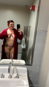 Flirty full frontal short vid i m getting more comfortable with vids y