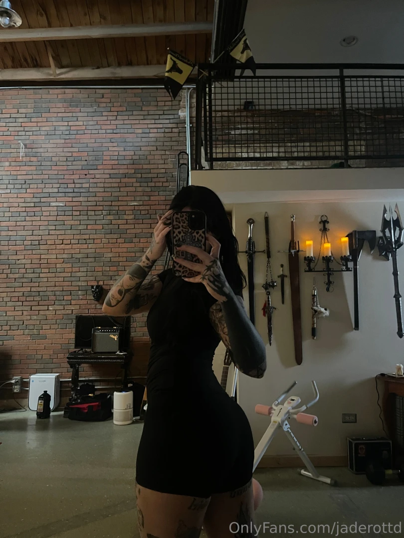 Should i make a naughty post workout vid 