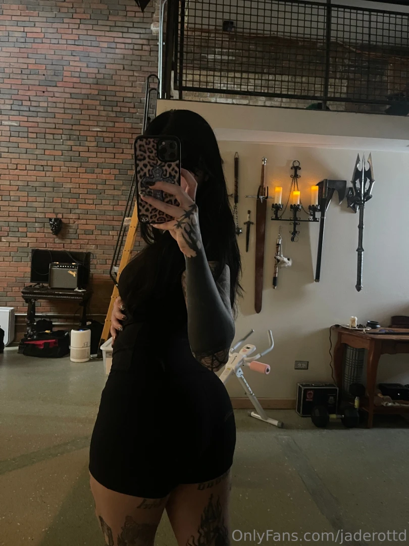 Should i make a naughty post workout vid part 1 