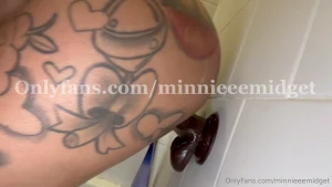 A lil some didnt wanna stay on the wall