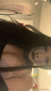 Hello 3 message me for 10 customs for the next week hehe