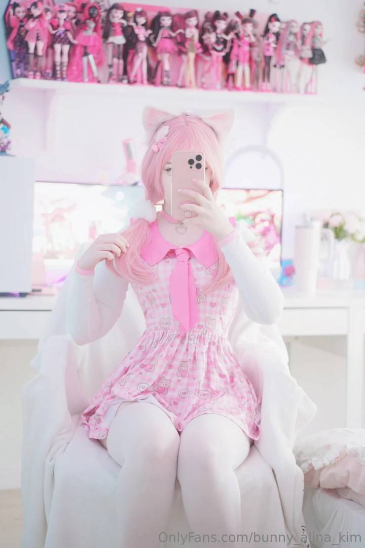 Come take care of your kitty 