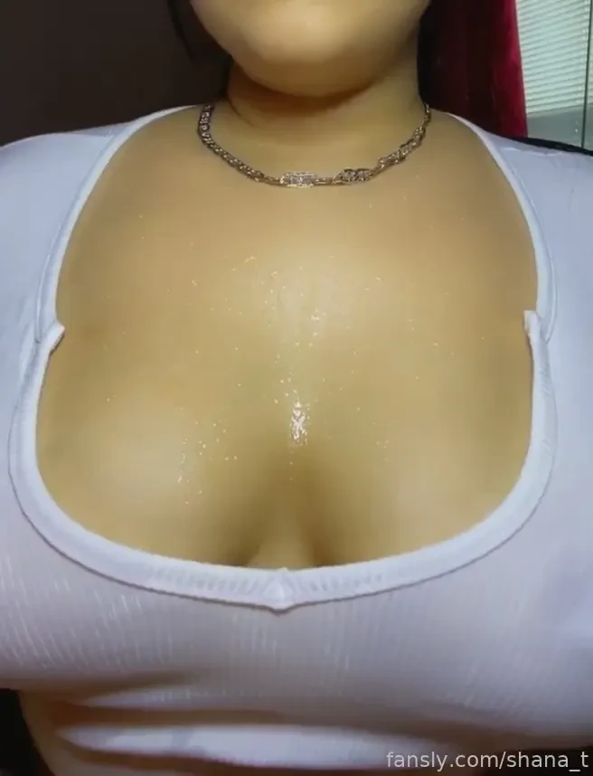 Wet tshirt video bundle subscribe to my page with exclusive vip to part 2 