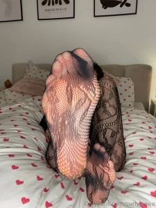 This is the first time i ve tried on a net outfit do you think it