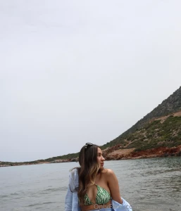 You men are so funny you complain that women are too difficult but