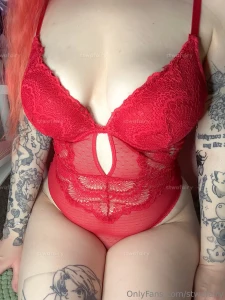 Red is definitely my color part 56