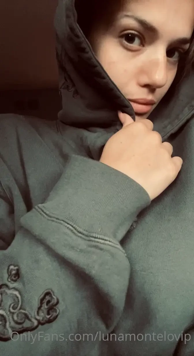 Good morning from your messy haired girl i swear i have a lions mane 