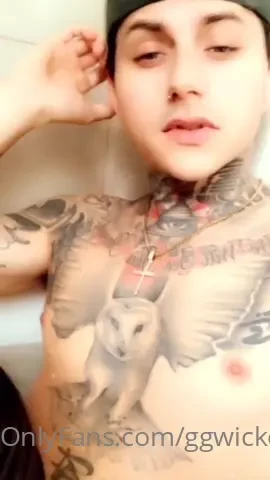 Bath suck n fuck full vid in ur dms 