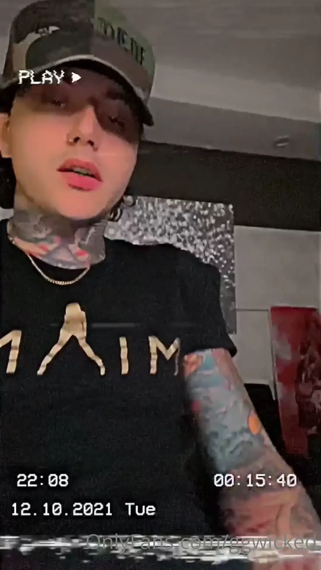 Pick your favorite frame from this video 