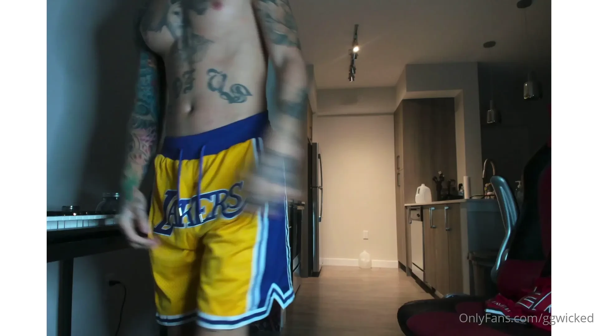 Which shorts do you like better 