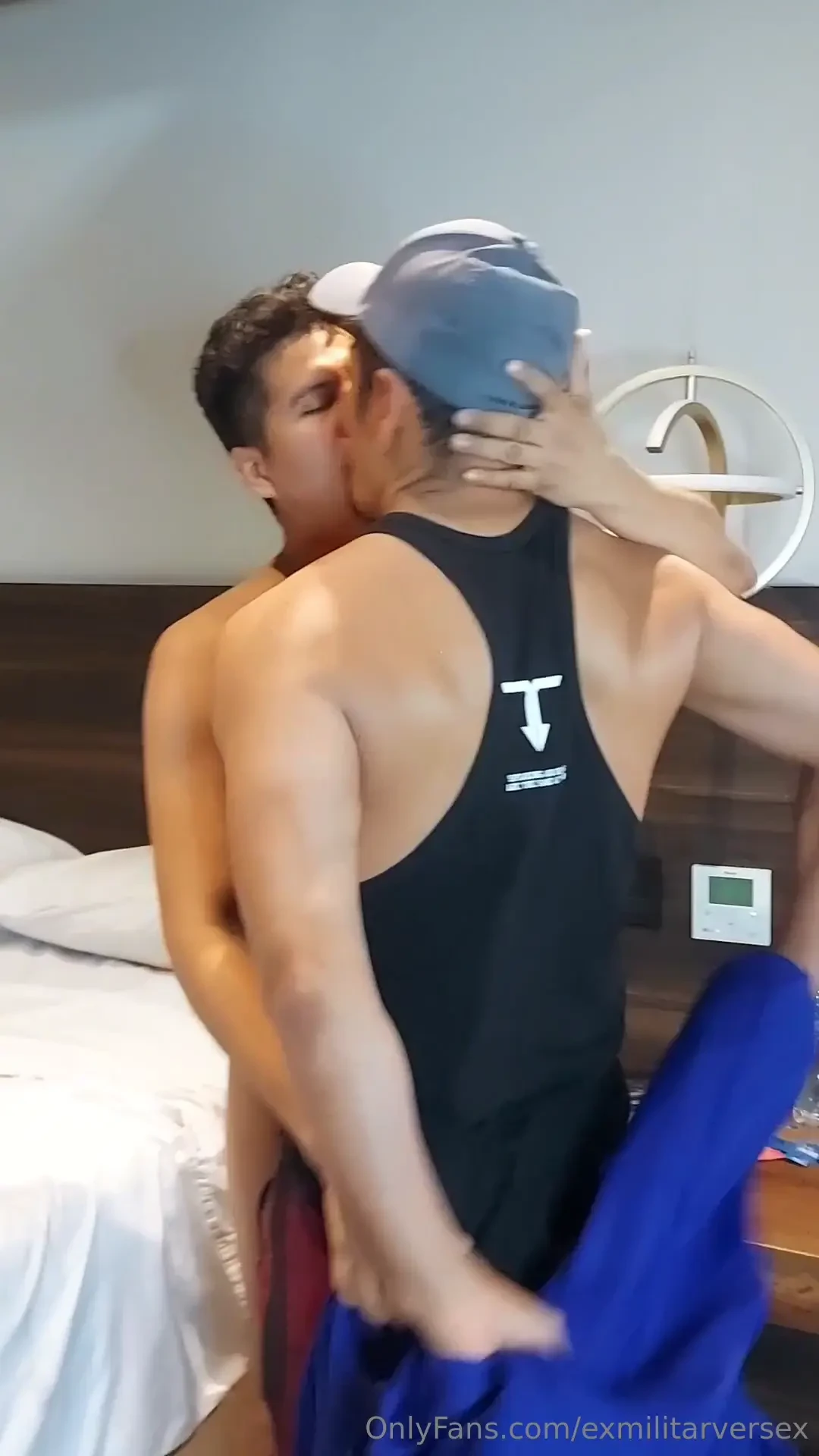 Todav a estoy super hot cu nto disfrut de nuestro trio con mi flaco 
