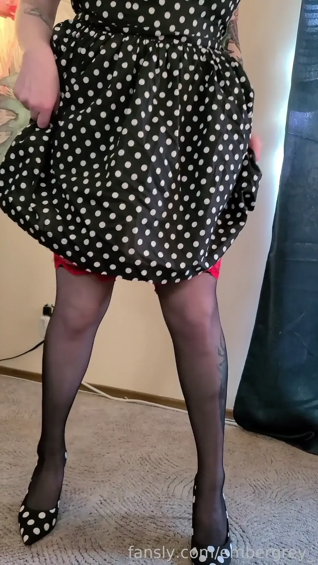 Dancing my way right thru the weekend - any leg fans milf pawg pale 