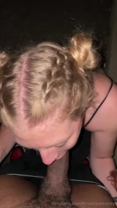 Being risky in public is fun hehe